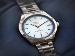 Elegância Mediterrânea no Pulso: Timex e Todd Snyder Lançam Coleção Inspirada na Riviera Italiana